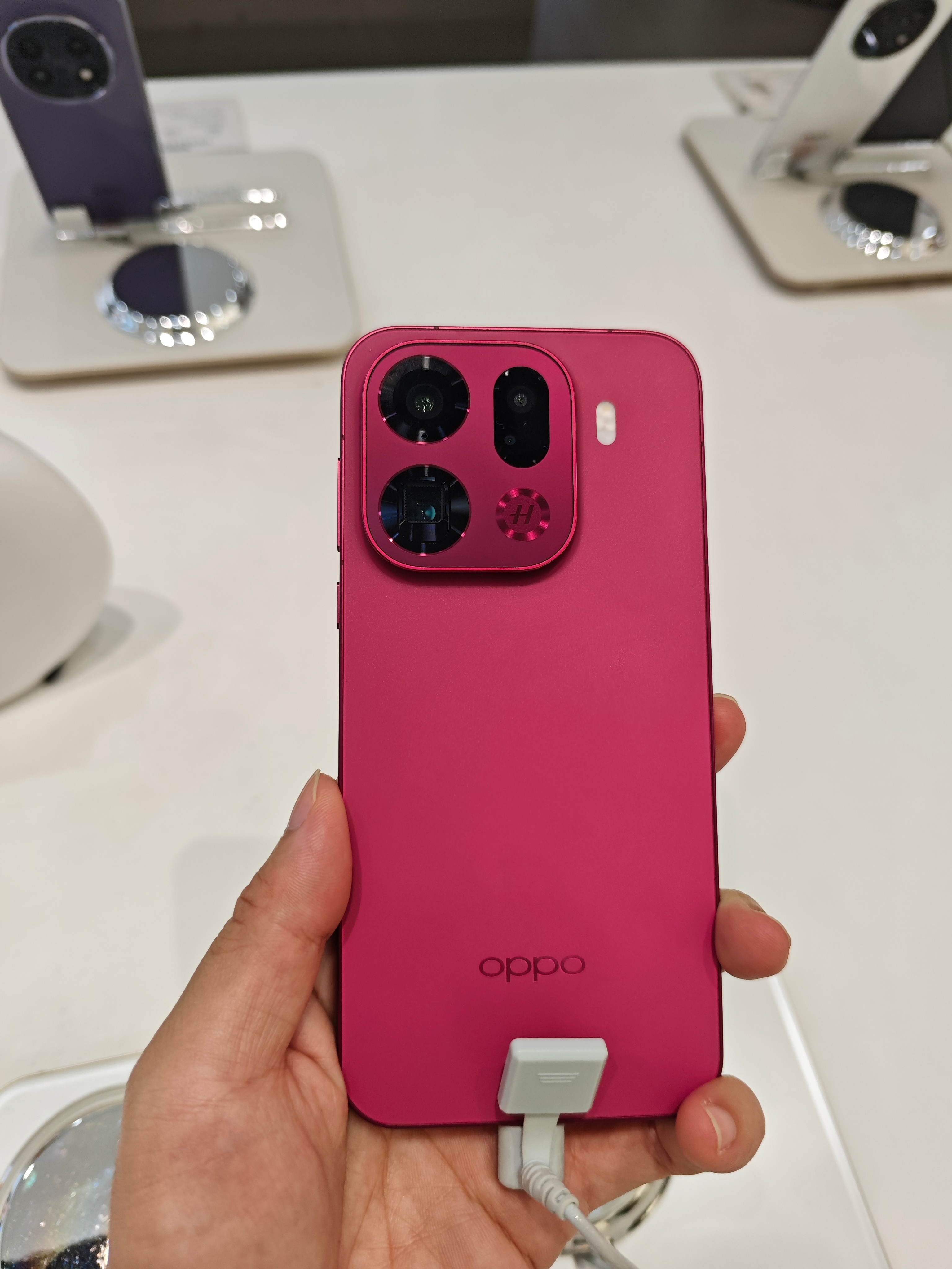 OPPO 线下门店体验 OPPO 哈苏专业增距镜套装! OPPO哈苏专业增距镜套