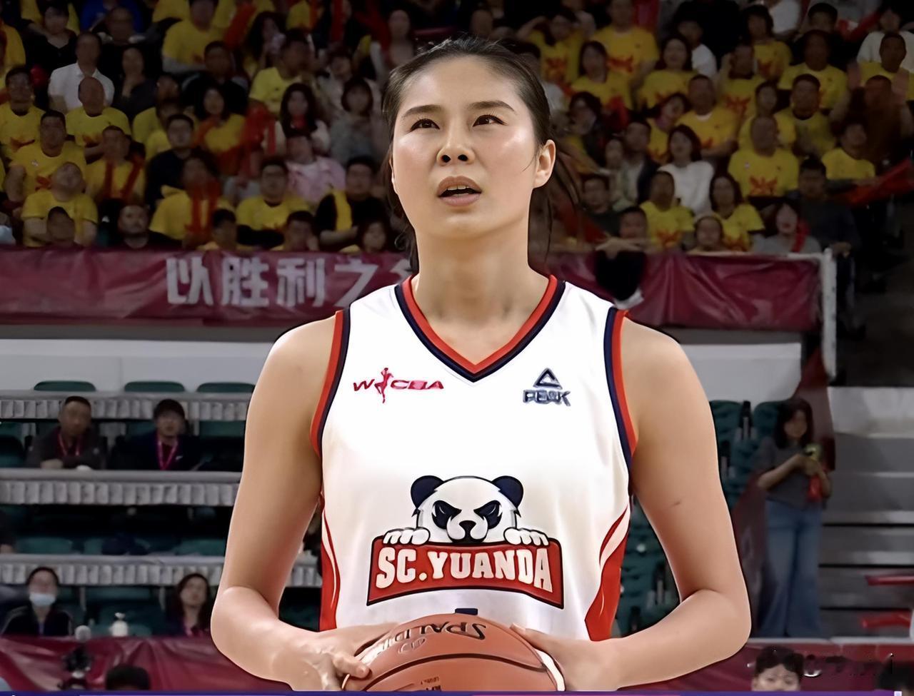 绝处逢生大逆转！王思雨下半场独得13分，单外援四川队75:64逆转山西夺得总冠军