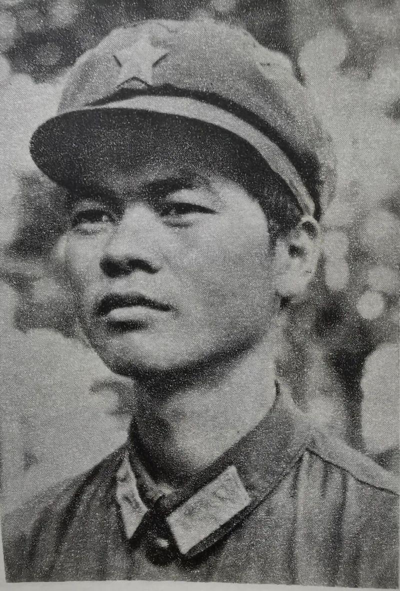 对越自卫反击战一等功臣韩永民，1957年出生，河南虞城人，战前是解放军43军12