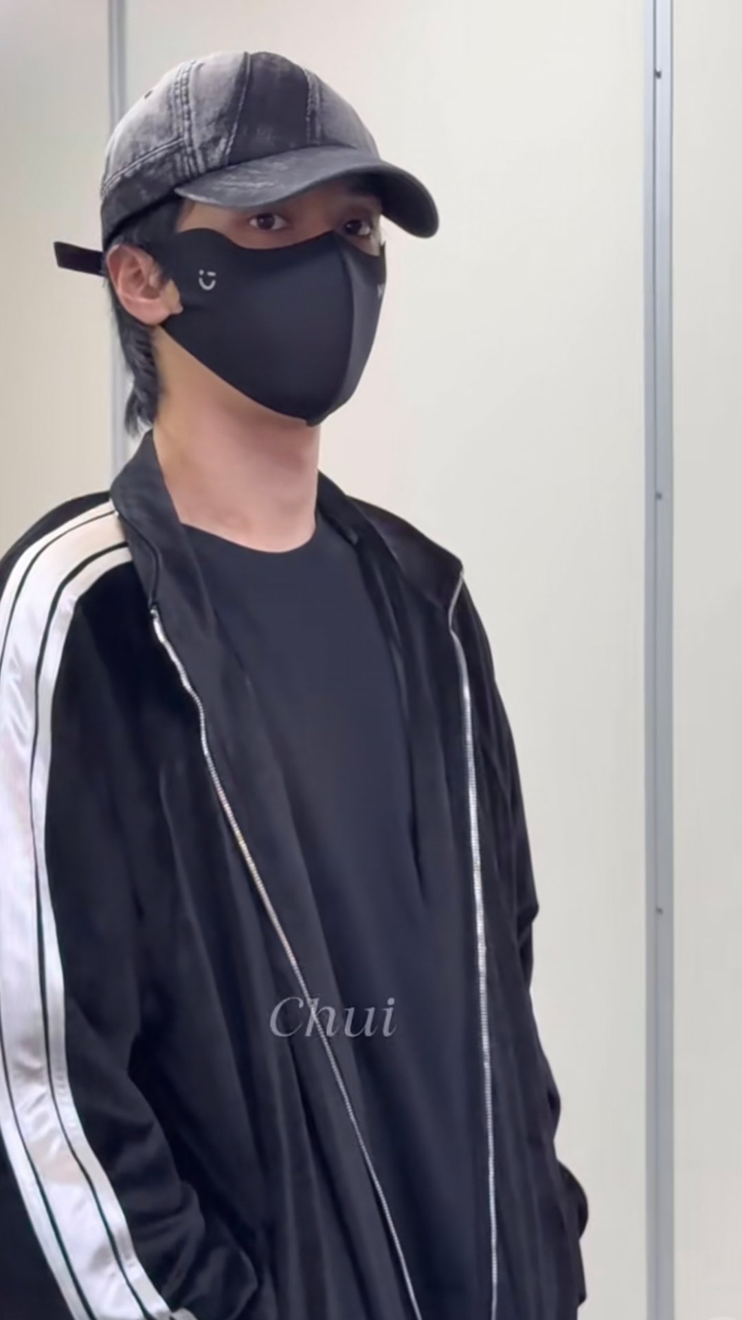大眼萌咪 ​​​