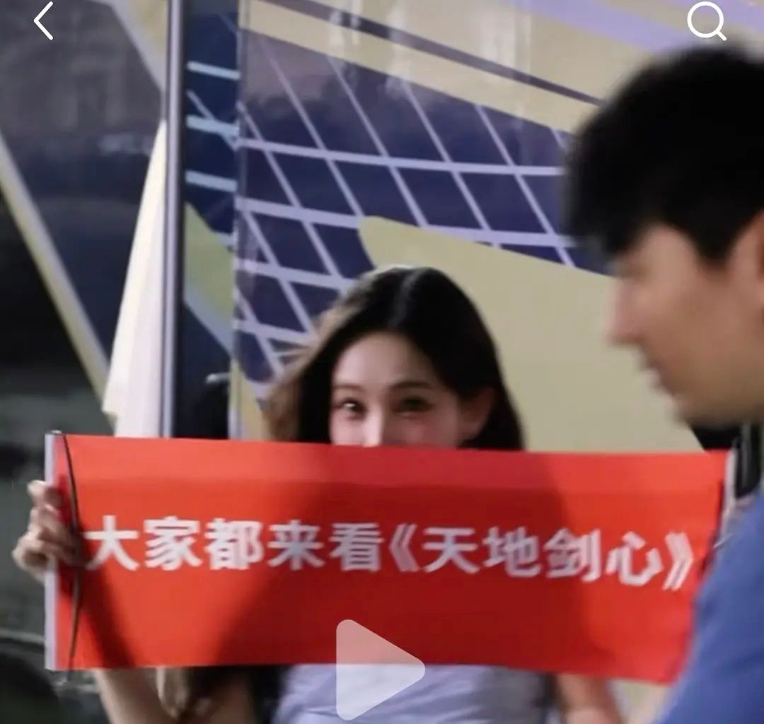 桐姐下班后做出重要指示 ​​​