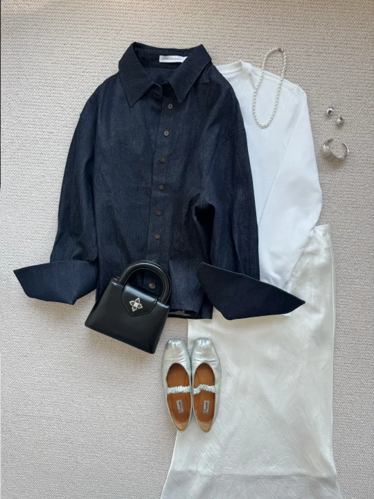 基础款穿搭｜初秋长袖白t的几个搭配灵感✨