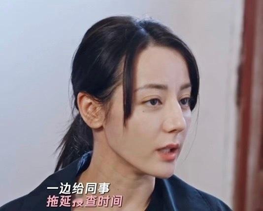 迪丽热巴、金世佳《利剑玫瑰》今日开播，央八+腾讯+爱奇艺三大顶配平台，也是热巴继