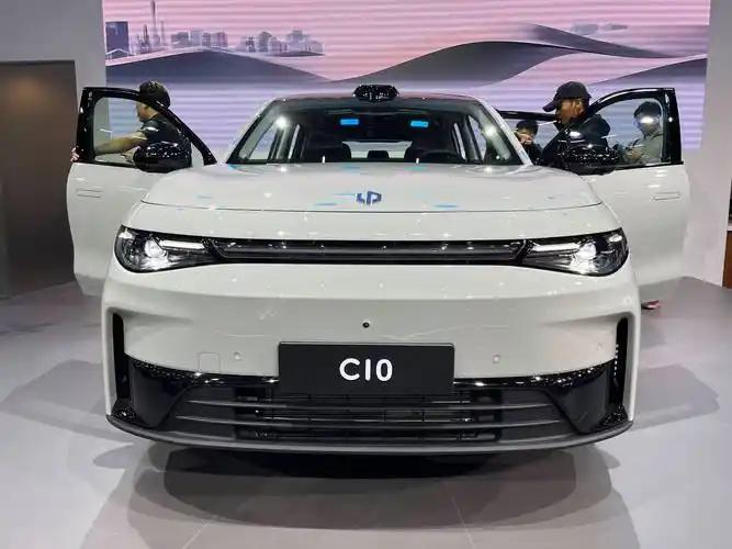 朱江明很牛，零跑汽车坚持全域自研，主打高性价比纯电/增程车型，连续两年销量翻倍！