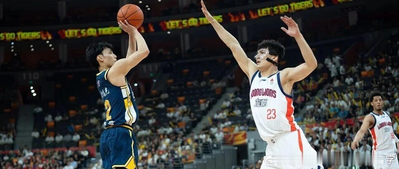 广东输了，打不过，没有办法，可以接受结果徐杰也证明自己，还是那个惠州小外有球权，