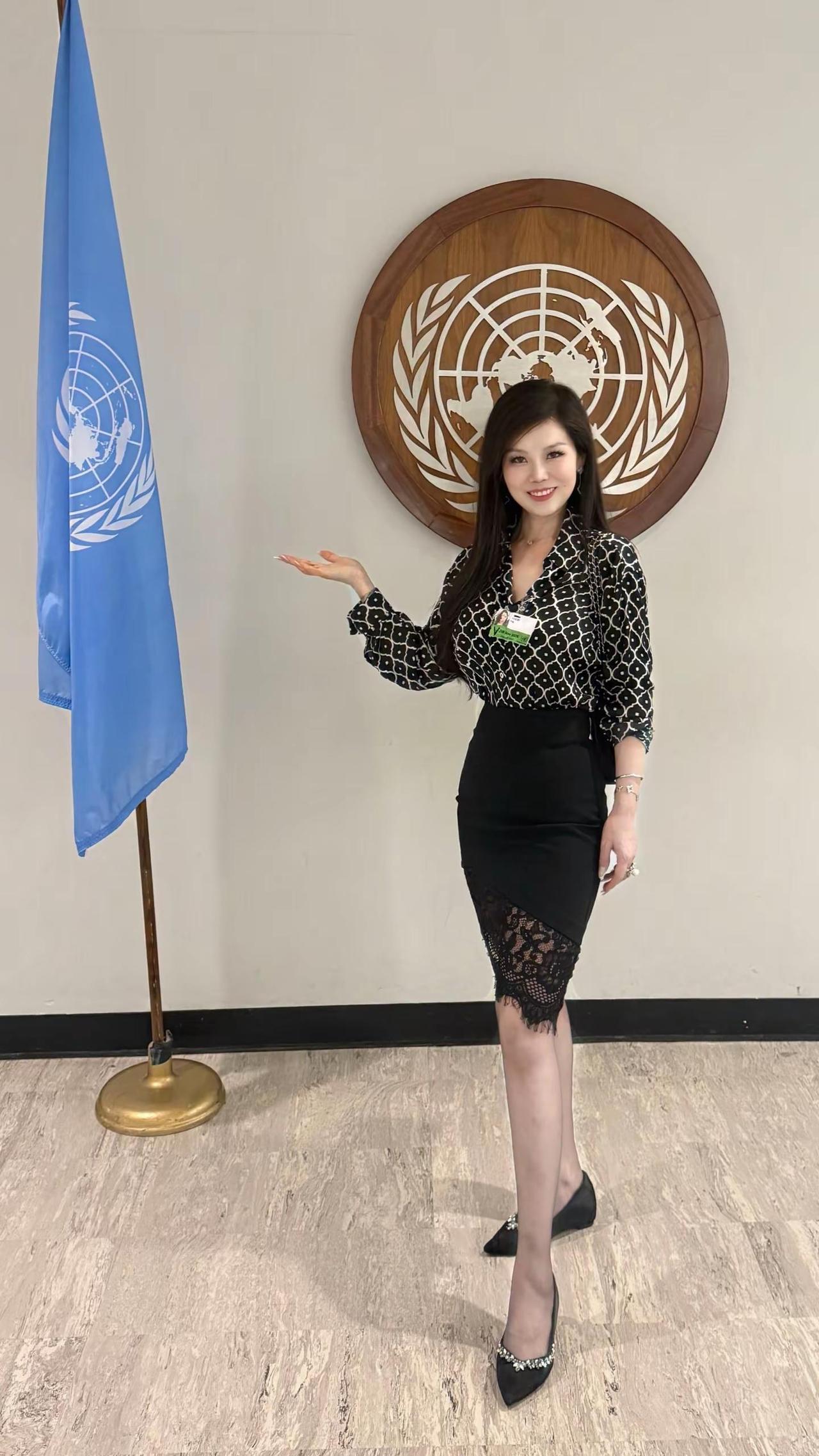 这里不属于美国，属于全世界。 一栋玻璃大楼，承载着全人类对和平的向往。参观全程最