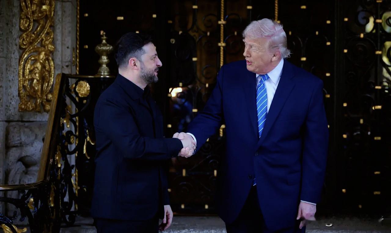 谈判结束，泽连斯基确认被卖
当地时间12月28日，泽连斯基和特朗普进行第三次见面