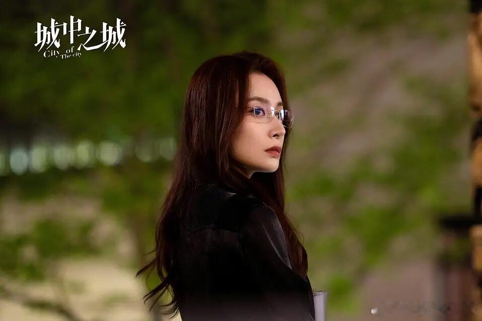 隆妮三年三部央妈剧 三年三部央妈剧，隆妮从未让我们失望，她总能把不同的角色演得深