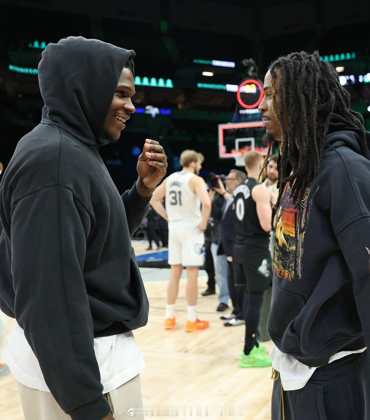 JA X AE 莫兰特爱德华兹 灰熊战绩追平勇士