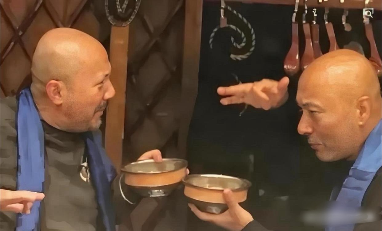 今天黄金白银应该会熄火过来轮到我们涨了，这天天看黄金白银飙也不是法子。那些鸟人，