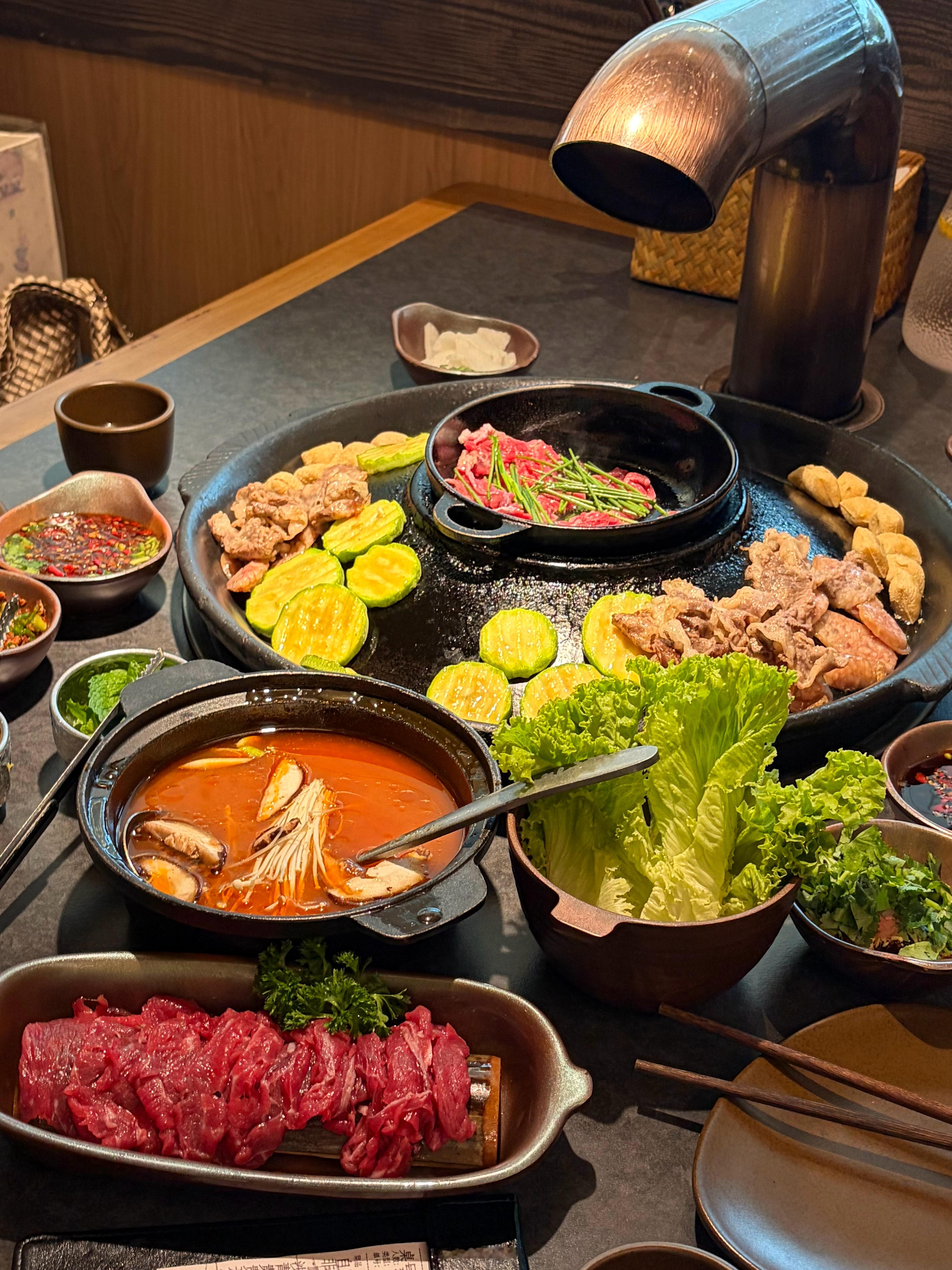 生活手记今天吃了贵州烙锅😋美味美味更想去贵阳旅游了啊😭 ​​​
