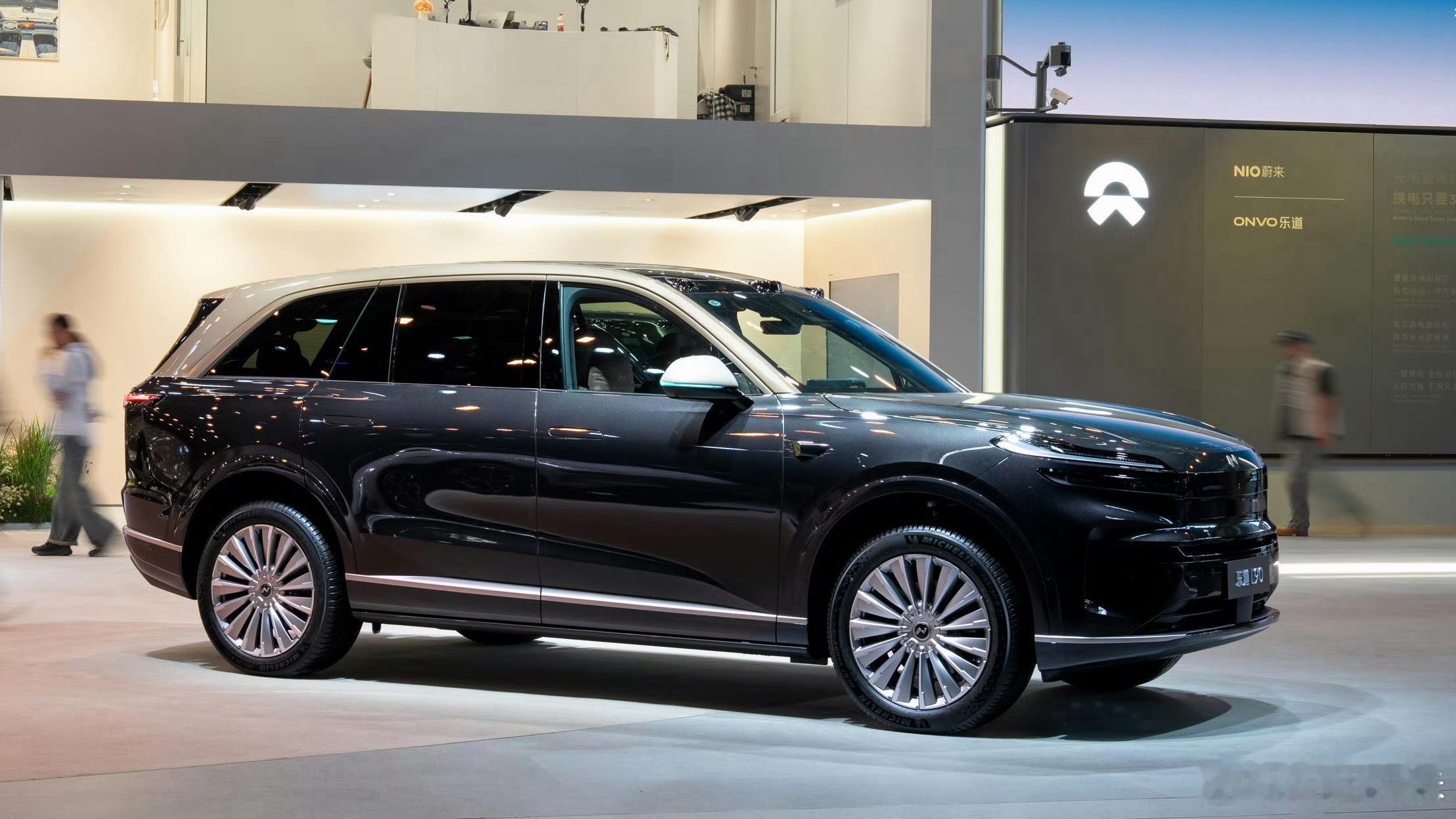 小尺寸看舒适与操控，大尺寸看舒适操控与空间，乐道L60和乐道L90对于“家用”还