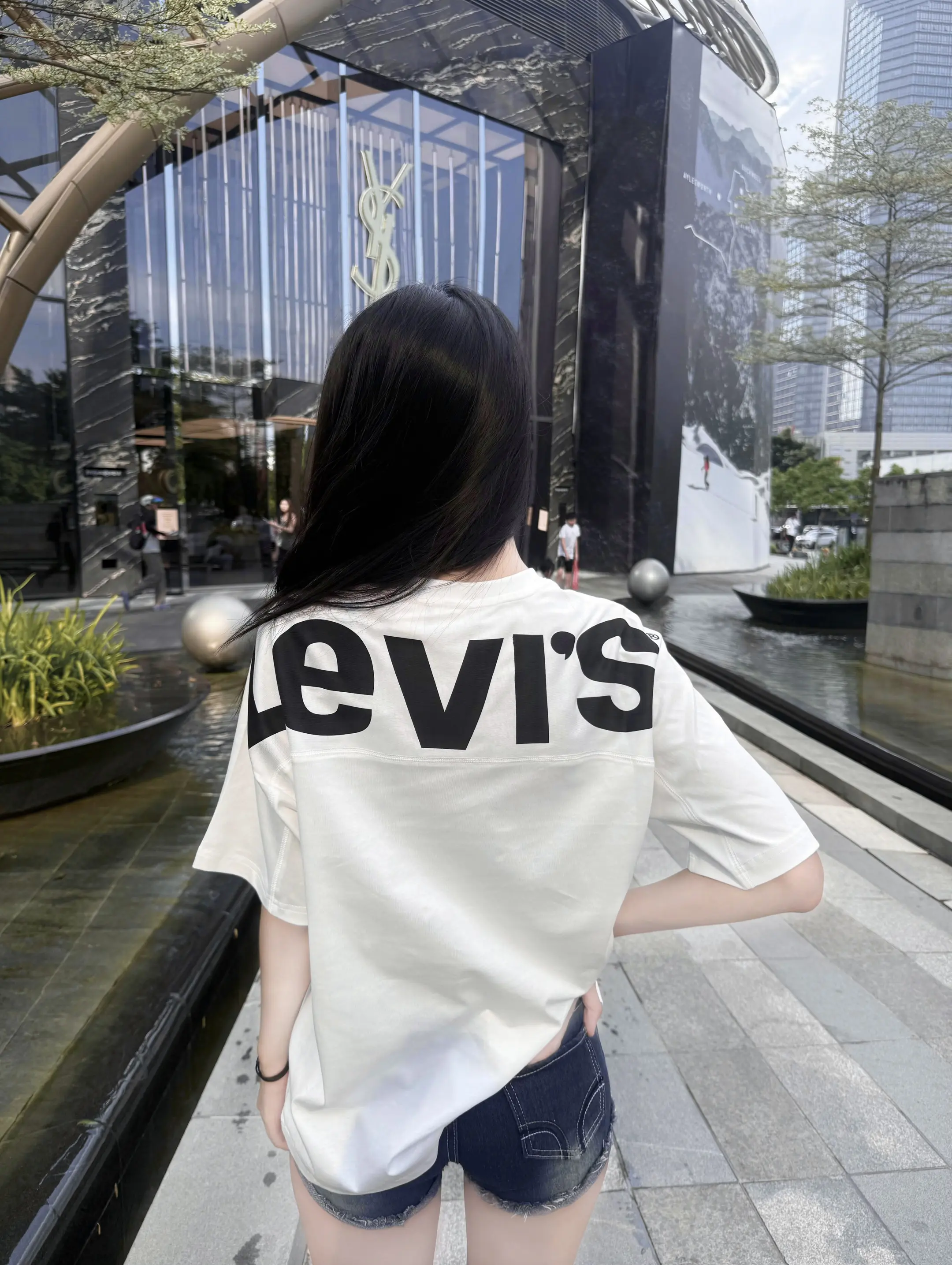 哪有什么意难平 你穿李维斯你也行