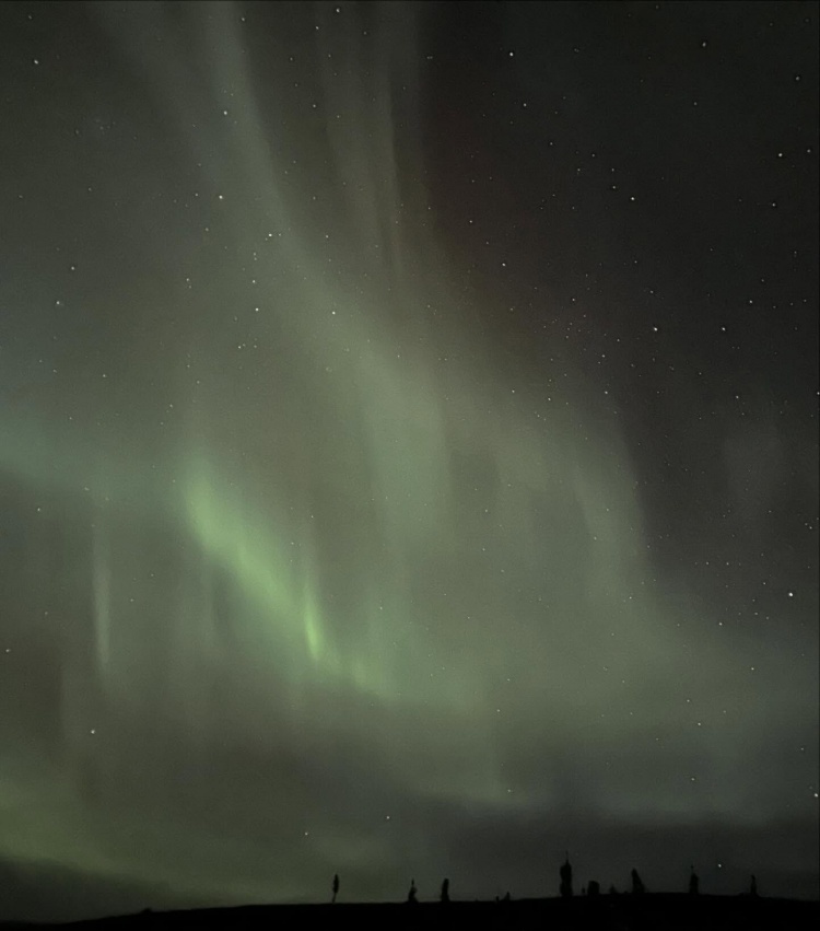 📸文班亚马晒极光和冰原照：“安静祥和”圣安东尼奥马刺NBA吐槽大会超话创作官