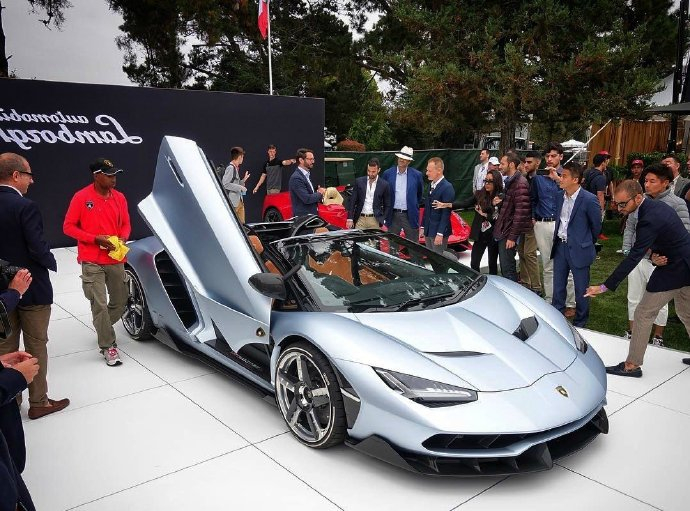 兰博基尼Centenario Roadster ，真的十分俊美