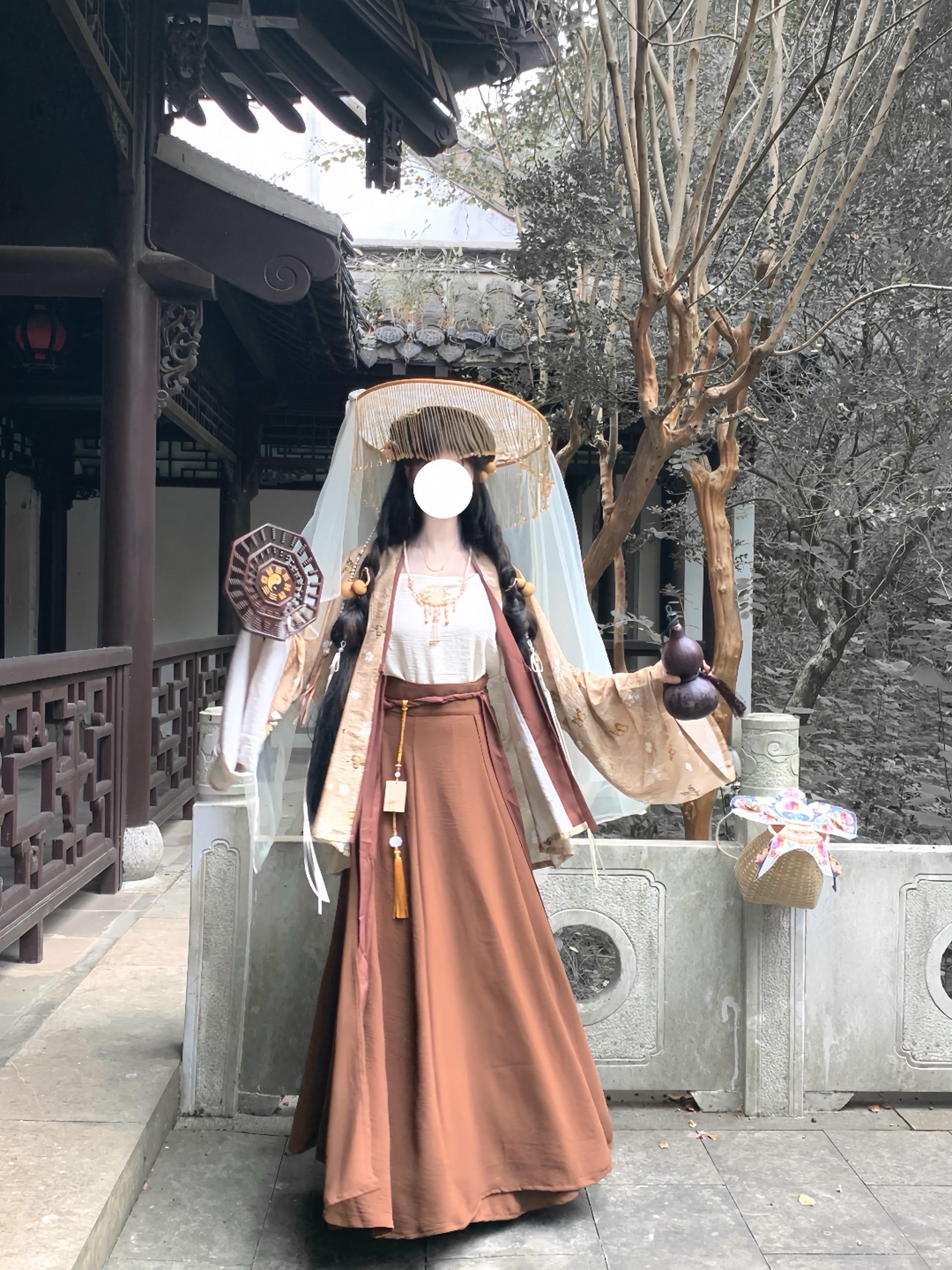 天下谁人不识君。