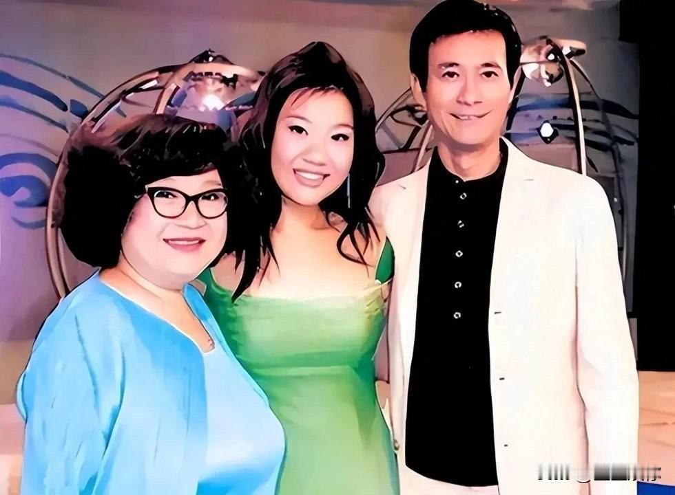 翻看香港娱乐圈旧闻，再看沈殿霞与郑少秋的过往，忽然有了新感悟。沈殿霞人脉深厚、性