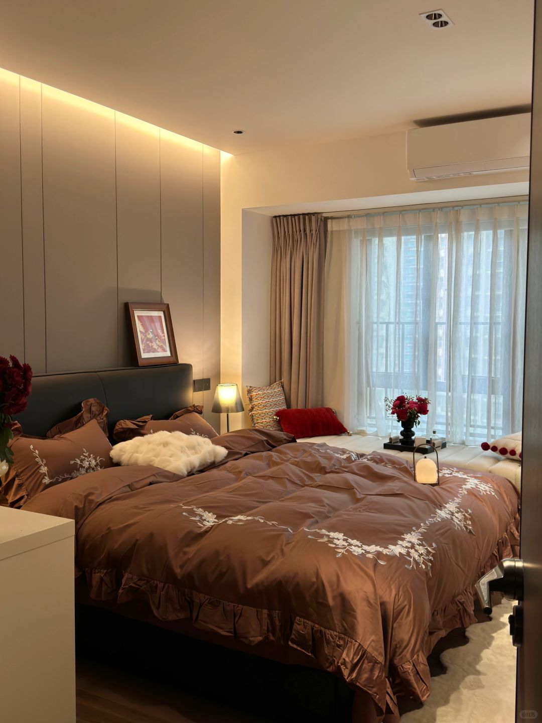Room 没什么比宅在卧室更舒服的事了