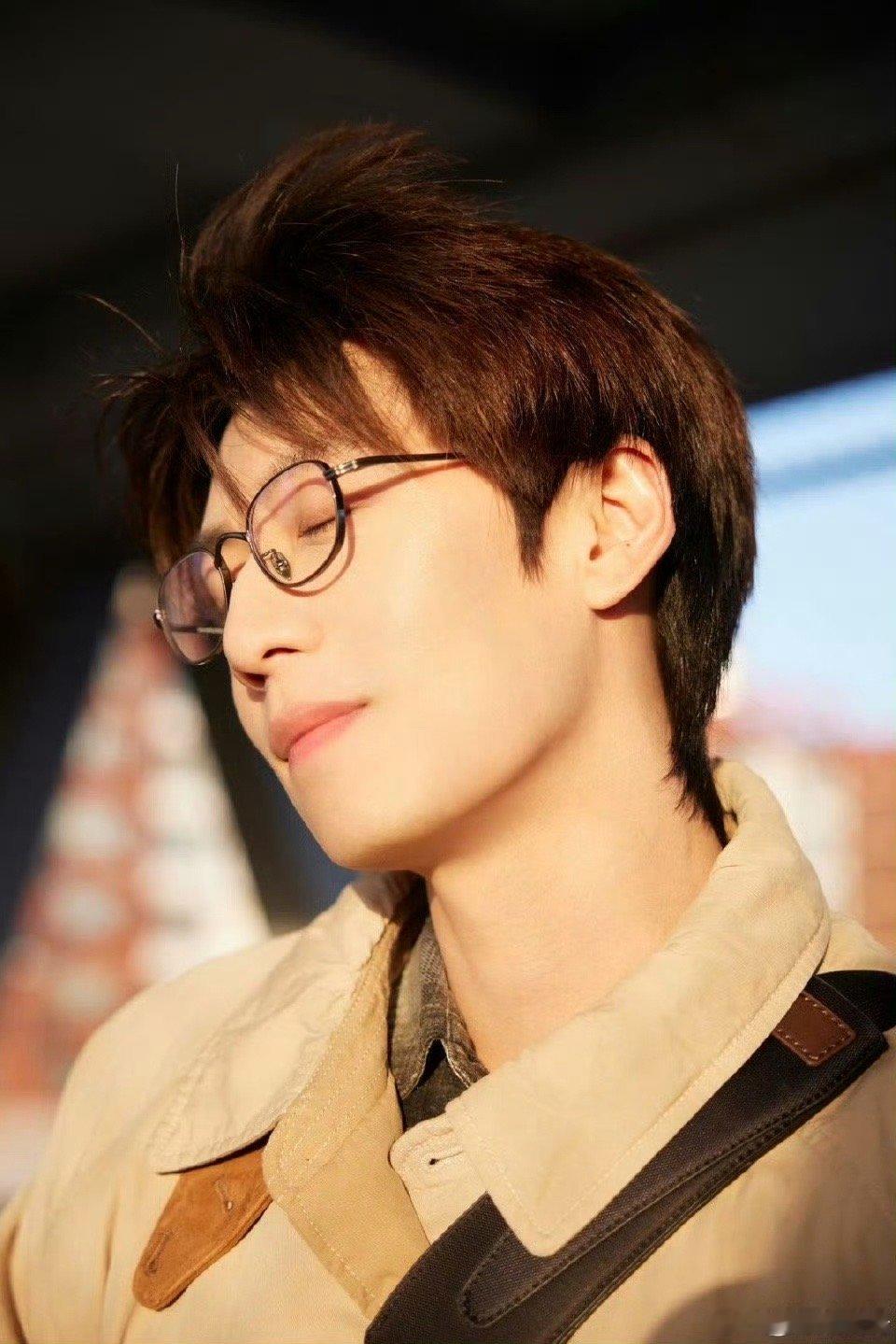 任宥纶也是好起来了 低调蓄力终迎爆发！任宥纶在《轧戏》中拿捏“表演型忠诚”人设，