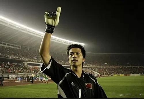 06年申花签刘云飞，以为是笔好买卖，没想到成了冤大头
05年12月5日，当天津泰