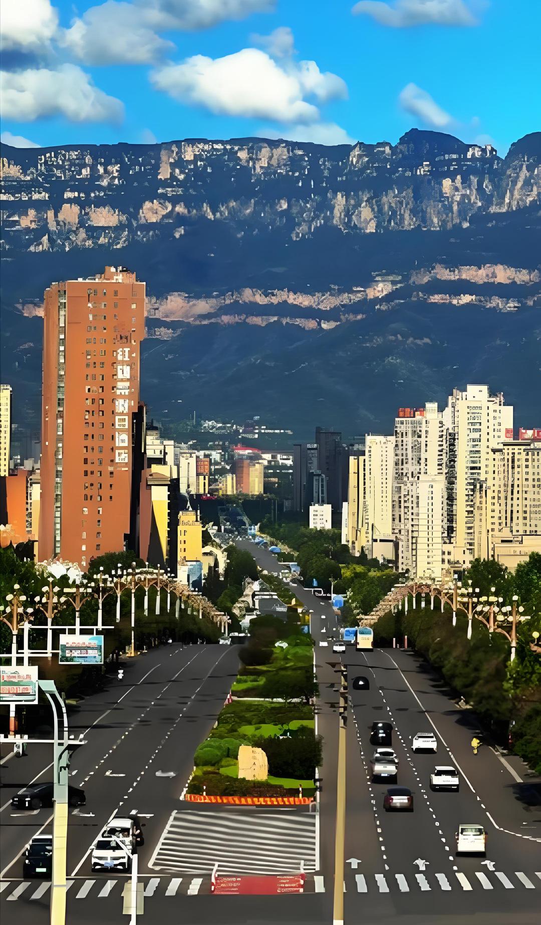 没想到在河南省的太行山脚下，竟然有一个全国百强县，它就是林州市，经济实力在河南省