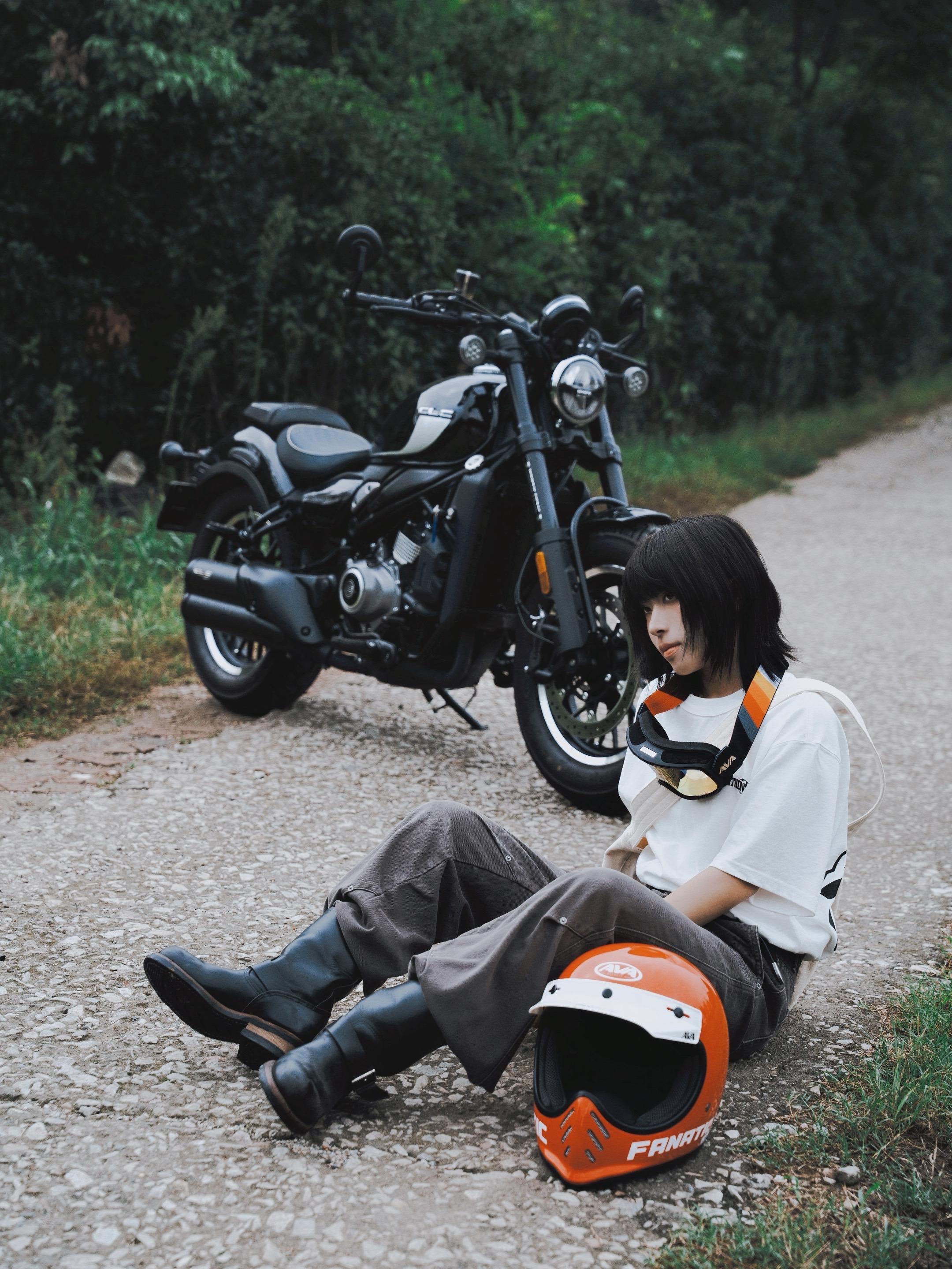 我还记得第一次见到你。