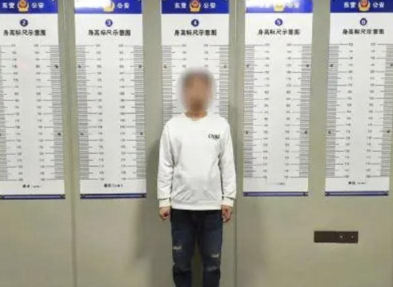 男子散布前女友私密照被拘，隐私保护与法律制裁如何并行？您有何启示？

近日，一则