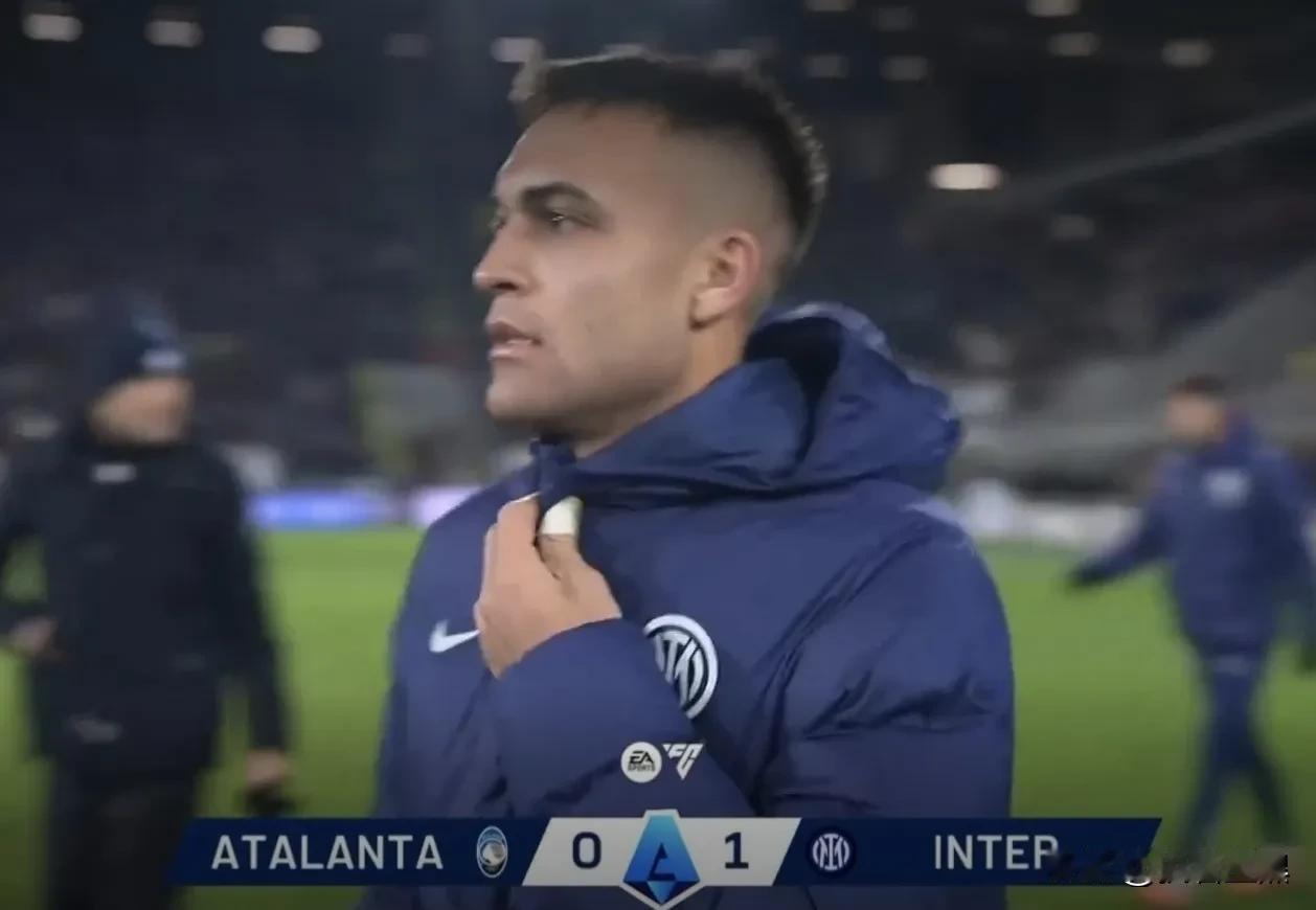 2025年最后一战，国米客场1-0击败亚特兰大，重回意甲积分榜首位。

虽然亚特