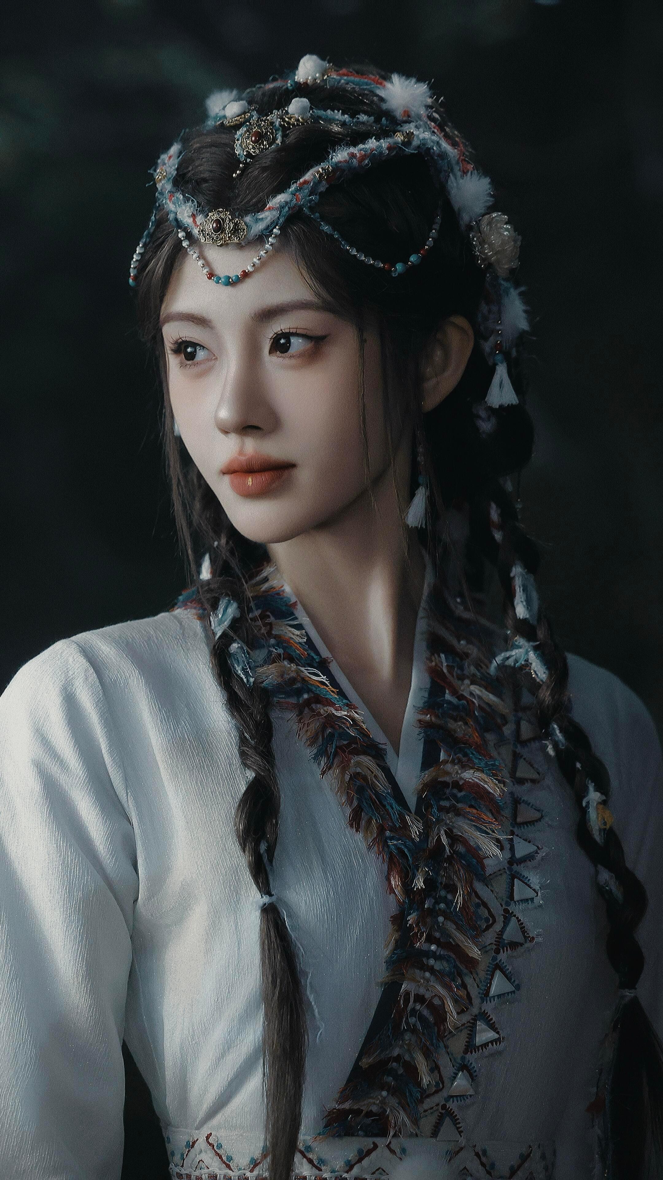 露芜衣的爱永远拿得出手无相月的小狐狸露芜衣，嘴硬王者！天天念叨“我才不为你拼命”