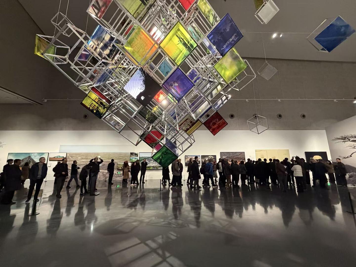 三生万物,影鉴融生:第三届成都国际摄影周的“跃升”之道