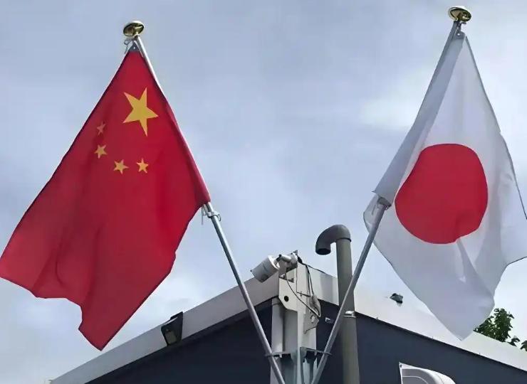 日本驻华大使亲口泼冷水：11月APEC想中日握手？先把高市那句"台湾有事"咽回去
