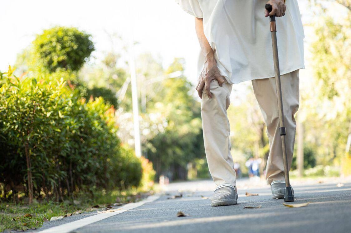 养骨就是养寿！骨科医生提醒：50岁后，4个养骨诀窍要牢记！

