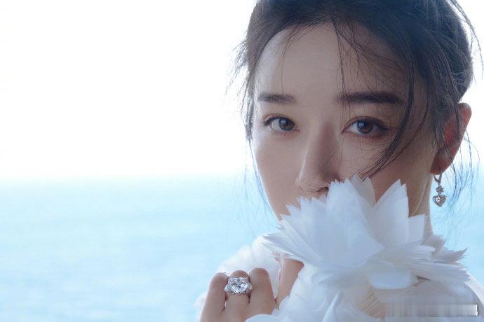 浪姐将录你好星期六你好星期六阚清子，生日快乐！用作品说话，用魅力圈粉，她一直在进