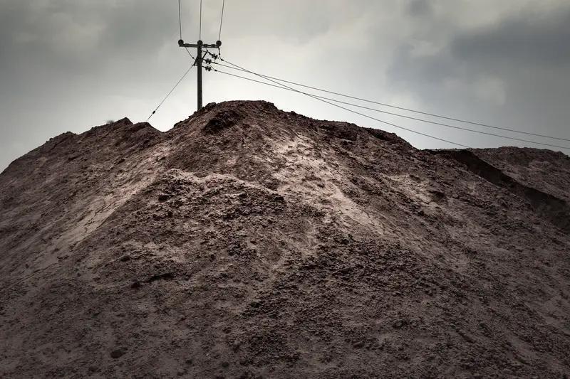 日本超7成稀土依赖进口，本质是“伪多元化”包装下的深度被动，尤其重稀土被中国彻底