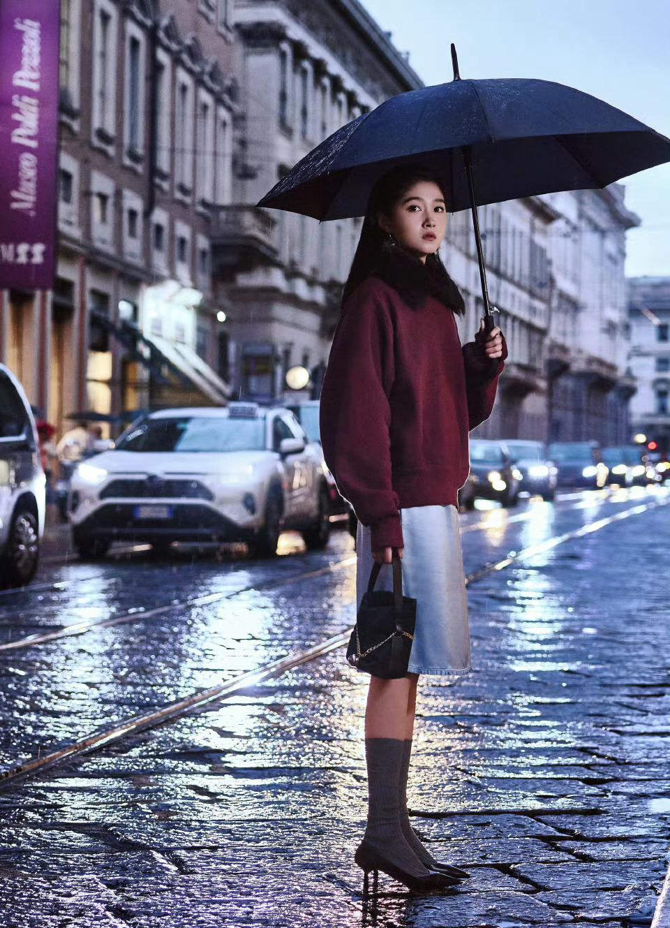 米兰的雨夜 关晓彤 ​​​