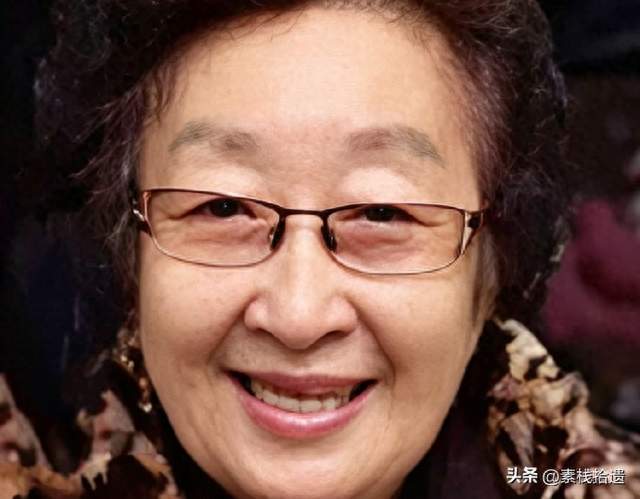 93岁“国民妈妈”彭玉去世：为瘫痪丈夫息影8年，67岁嫁姐夫