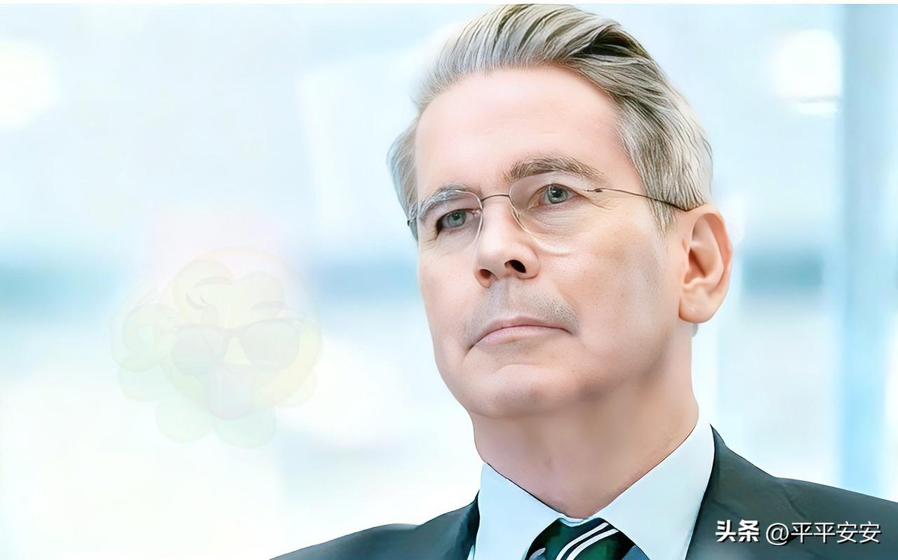 快讯 快讯

美国财政部长宣布了

美国“联邦停摆”已持续40天，打破2018年