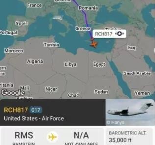 据美国“战区”网站1月5日消息，大批美军飞机突然飞往欧洲。主要机型是C - 17