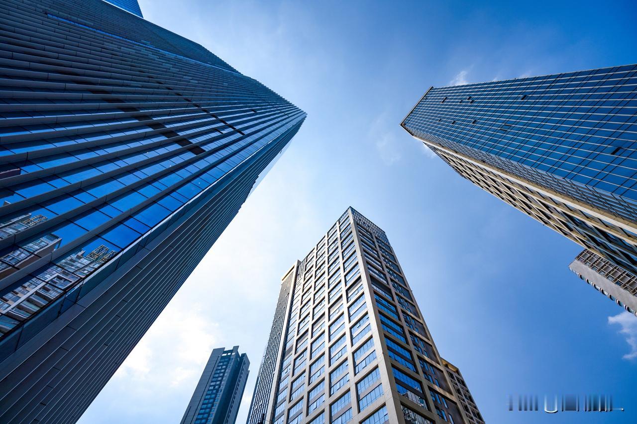 接下来房价会不会企稳，什么时候企稳，企稳后会不会涨，什么时候会涨，这些都是大家十