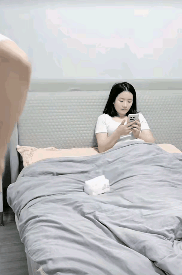 妹子，不是哥我挑事，长点心吧