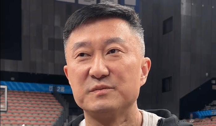 杜锋赛前发声：奎因无法出战 年轻队员为主 此战要向北京队学习经验

杜锋赛前这番
