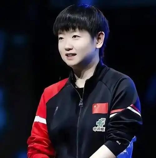 前几天石洵瑶输给梅谢芙那场球，真把不少球迷看得心里发毛。大家都在说，这个埃及一姐