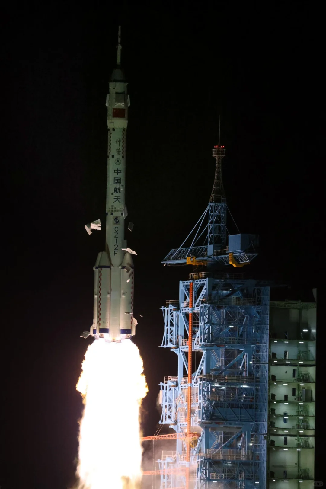 神舟十九号发射取得圆满成功！