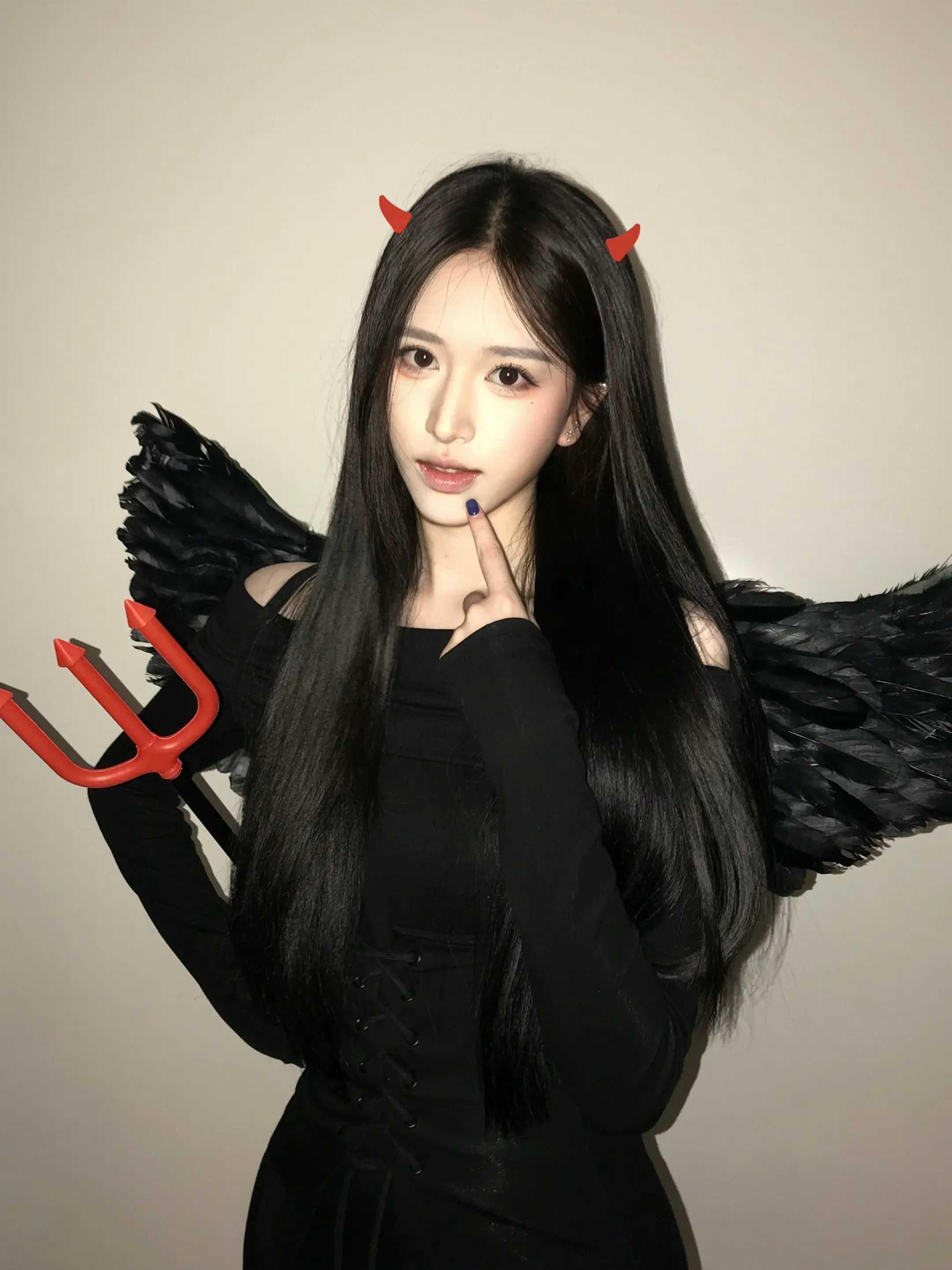 我保證我是惡魔只是偶爾有點乖