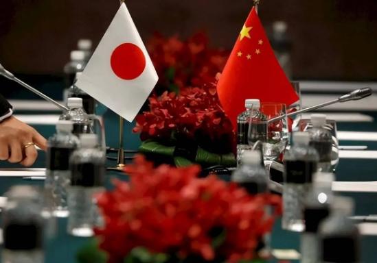 俄罗斯军事专家恨铁不成钢的表示：最让人着急的是，中方从始至终都没有想要“灭亡”日