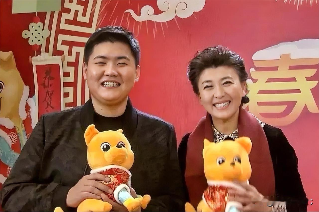 闫学晶麻烦大了！
闫学晶曾被爆儿子读中戏“新疆班”引发资格质疑！网友就是厉害，连