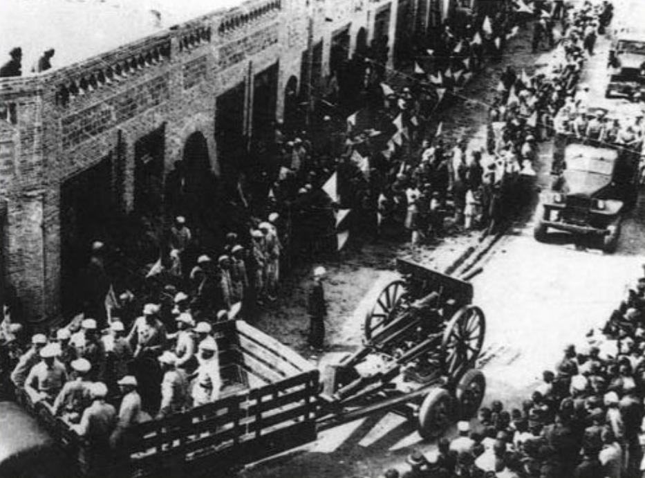 1949年，西北军政长官公署副长官马鸿宾把宁夏军政高级官员召集到他的公馆开会，宁