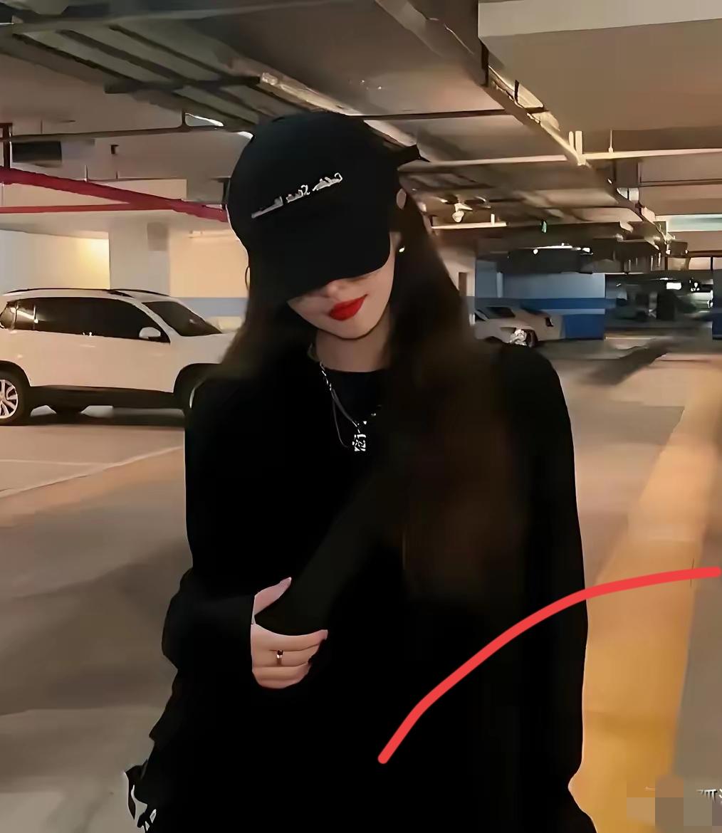 都说难得糊涂，我看更难得清醒。
上次同学会，我算是见识了一场顶级“戏精”汇演，全