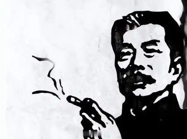 我对鲁迅在自己墙上抽烟无意见周树人先生你看到了吗，就算弃医从文也改变不了某些人的