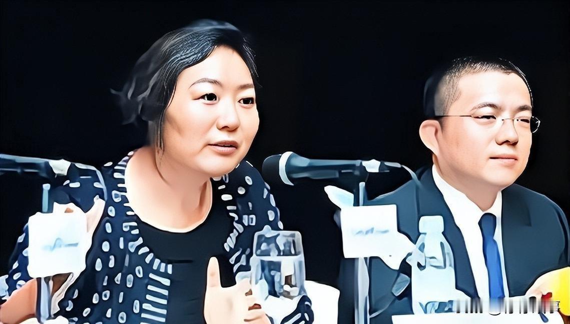 2012年，他离婚分走前妻200亿、买别墅、娶空姐，在伦敦买下了一栋希尔顿酒店，